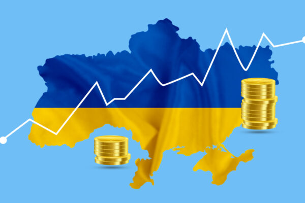 Нацбанк розповів, що буде з інфляцією до кінця року та у 2025 році / Фото: колаж Portmone