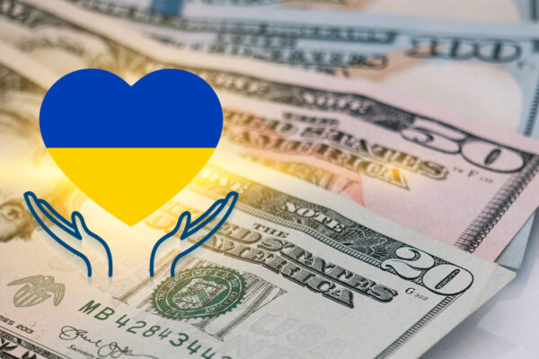 НБУ очікує на надходження понад 8 мільярдів доларів / Фото: колаж PaySpace Magazine